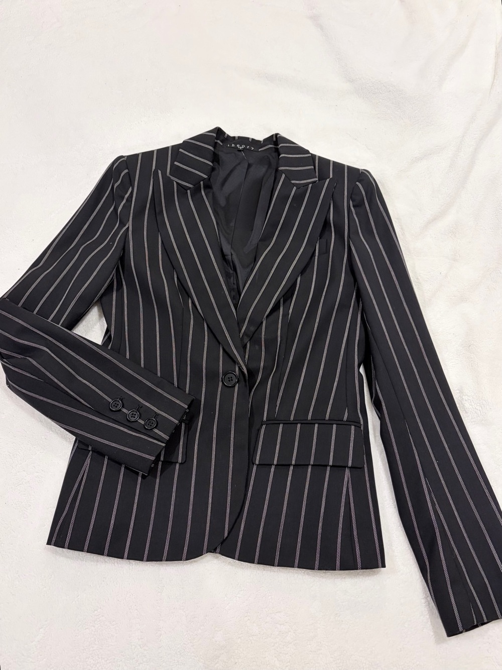 Theory Black & White Pinstripe Tailored Blazer Jacket – Sz 6